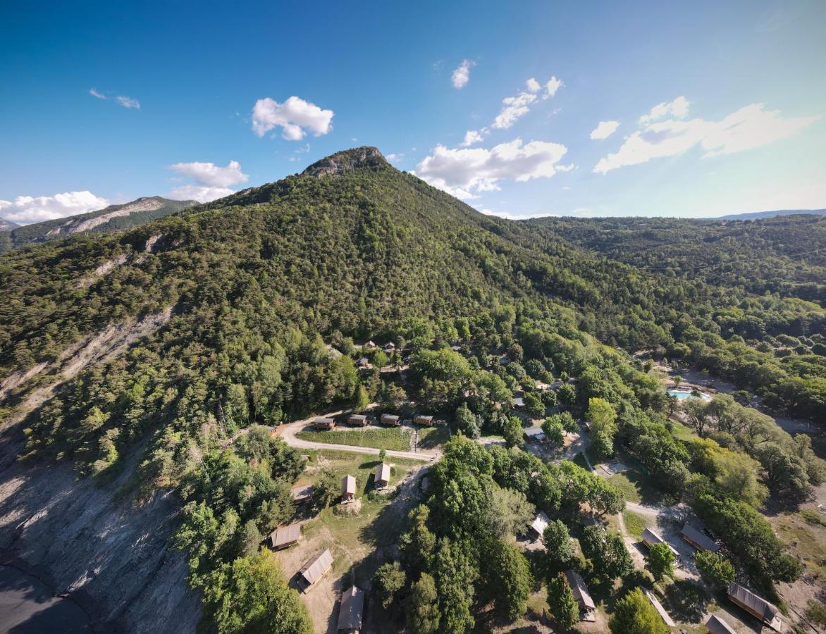 Huttopia Lac De Serre-Poncon Le Lautaret Buitenkant foto